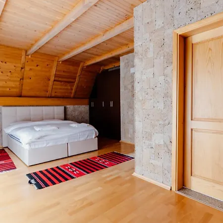 Villalaylarostovo Bugojno